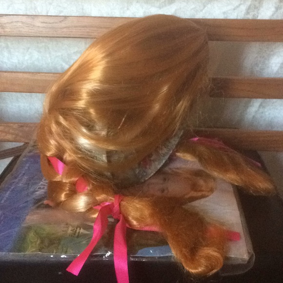 Disney Frozen Anna Wig fits child 4-6